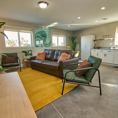- Sunrise Beach Loft -